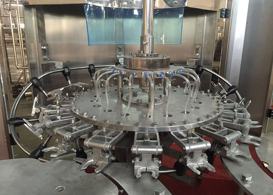 15 der Fruchtsaft-Verarbeitungs-Kilowatt Ausrüstung, automatische Haustier-Flaschen-Füllmaschine fournisseur