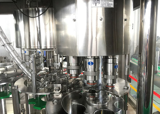 15 der Fruchtsaft-Verarbeitungs-Kilowatt Ausrüstung, automatische Haustier-Flaschen-Füllmaschine fournisseur